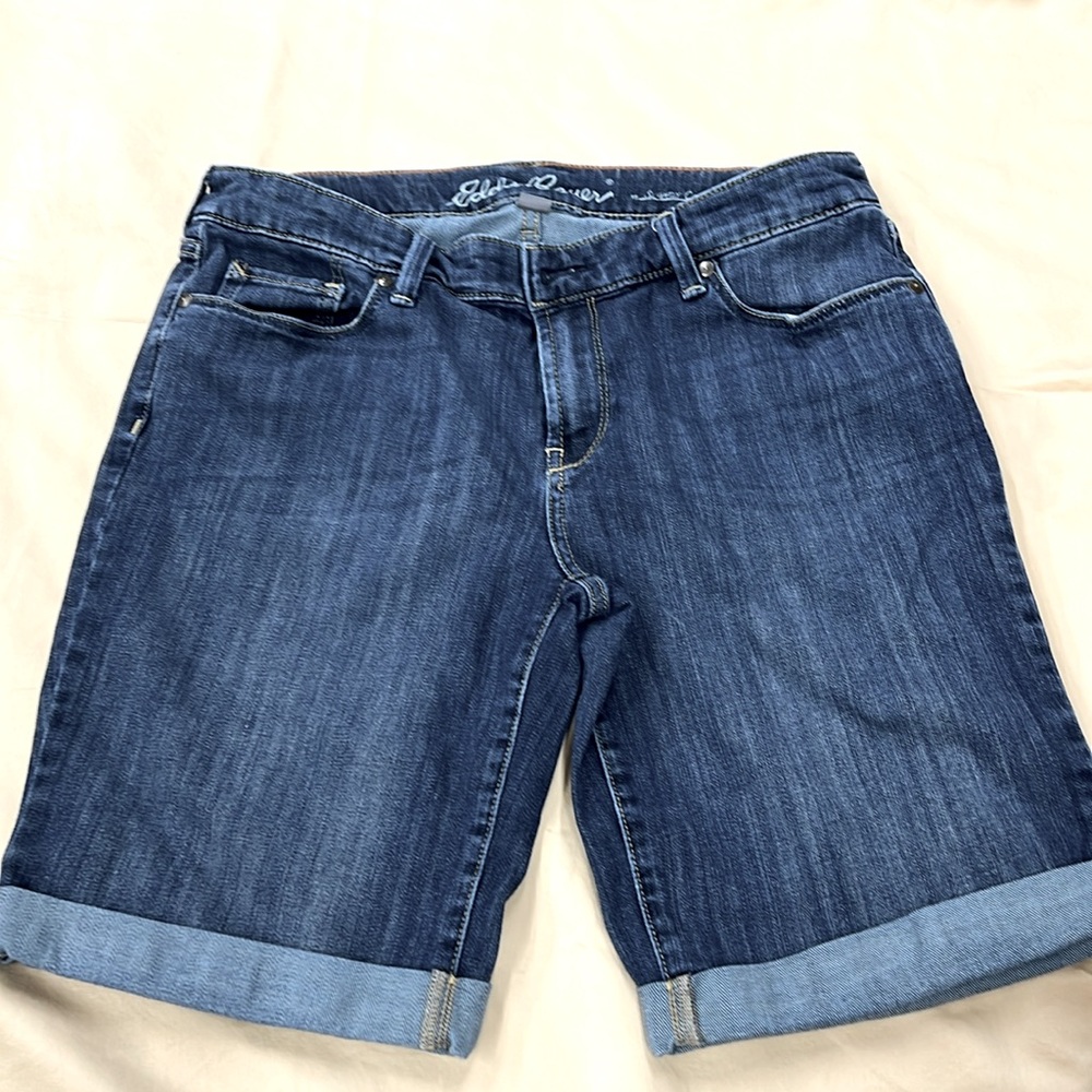 Eddie Bauer Jean shorts. Size 8.
